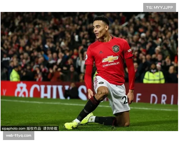 戴维斯家暴案因证据不足撤销 新指控可能影响职业生涯