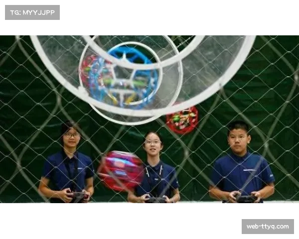 世界无人机足球锦标赛测试赛举行，包含公开起飞教学与黑科技展示