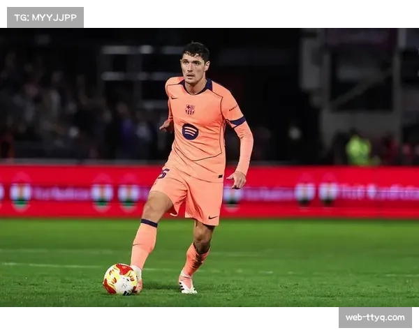 克里斯滕森十字韧带损伤，巴萨中卫人选告急