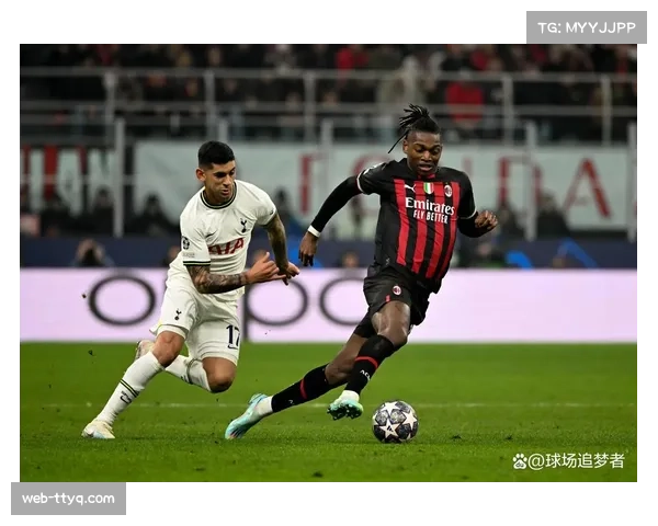 AC米兰确认莱奥因肌肉疲劳缺席本轮对阵萨索洛的比赛